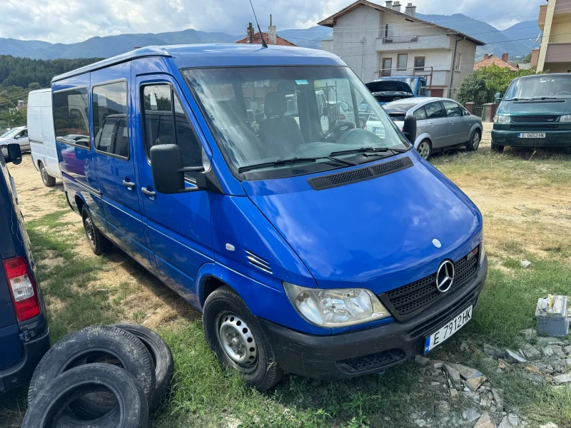 Mercedes-Benz Sprinter 211 CDI, снимка 3 - Бусове и автобуси - 47227714