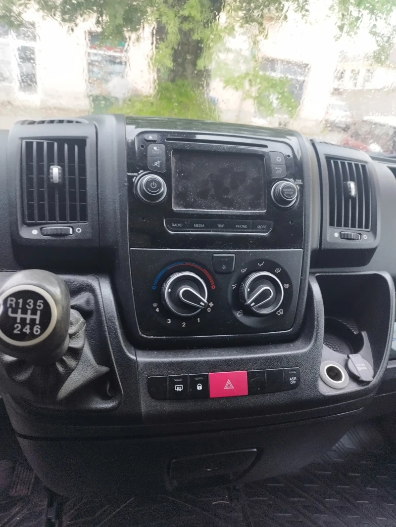 Peugeot Boxer 2.2 хладилен , снимка 2 - Бусове и автобуси - 48124163