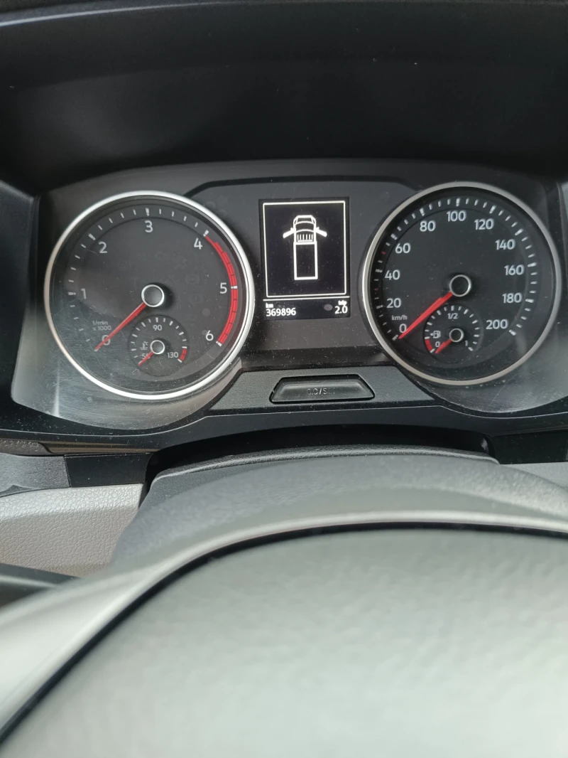 VW Crafter Crafter 2018, снимка 16 - Бусове и автобуси - 53011104