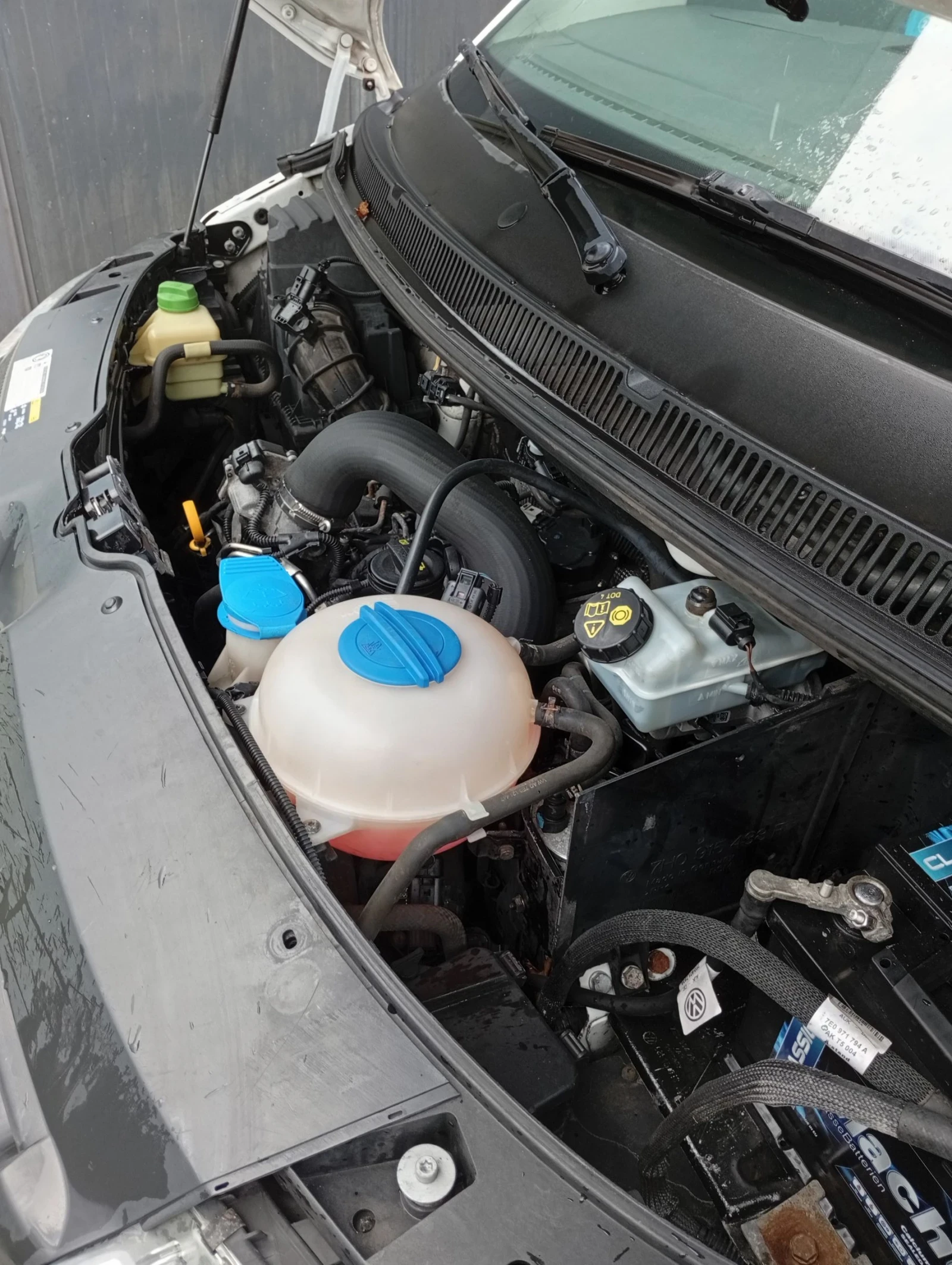 VW T5 2.0TDI, снимка 9 - Бусове и автобуси - 54782184