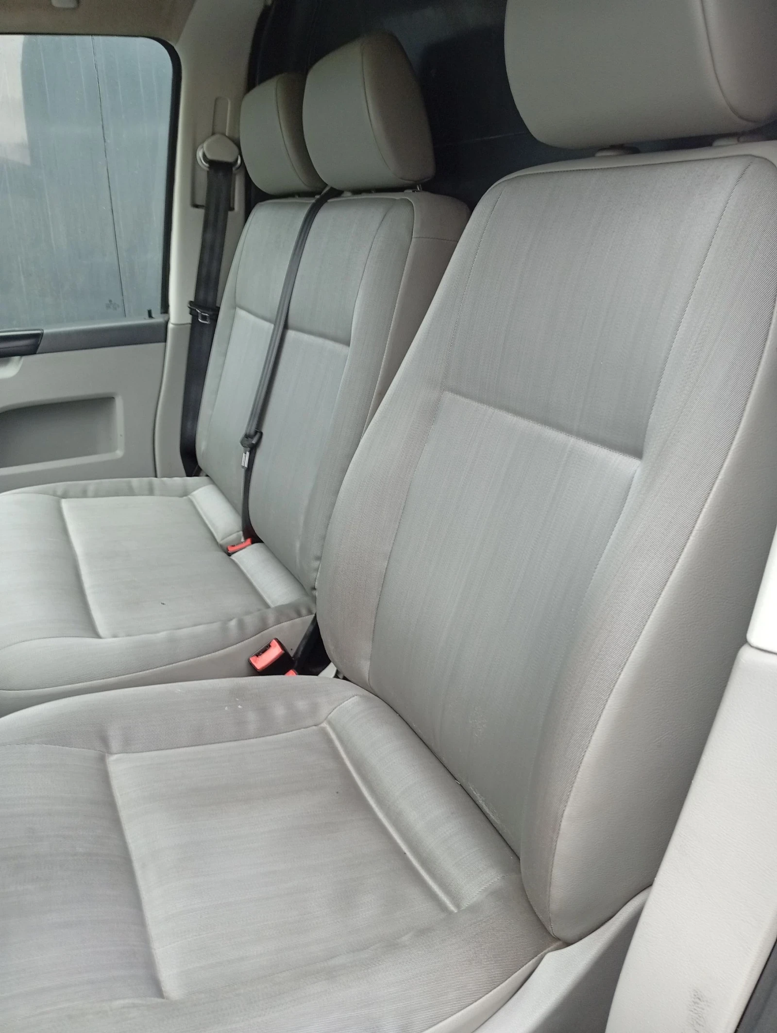 VW T5 2.0TDI, снимка 10 - Бусове и автобуси - 54782184