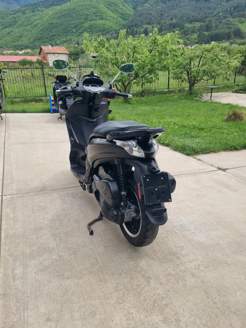 Piaggio Beverly POLICE ABS ASR , снимка 7 - Мотоциклети и мототехника - 50223342