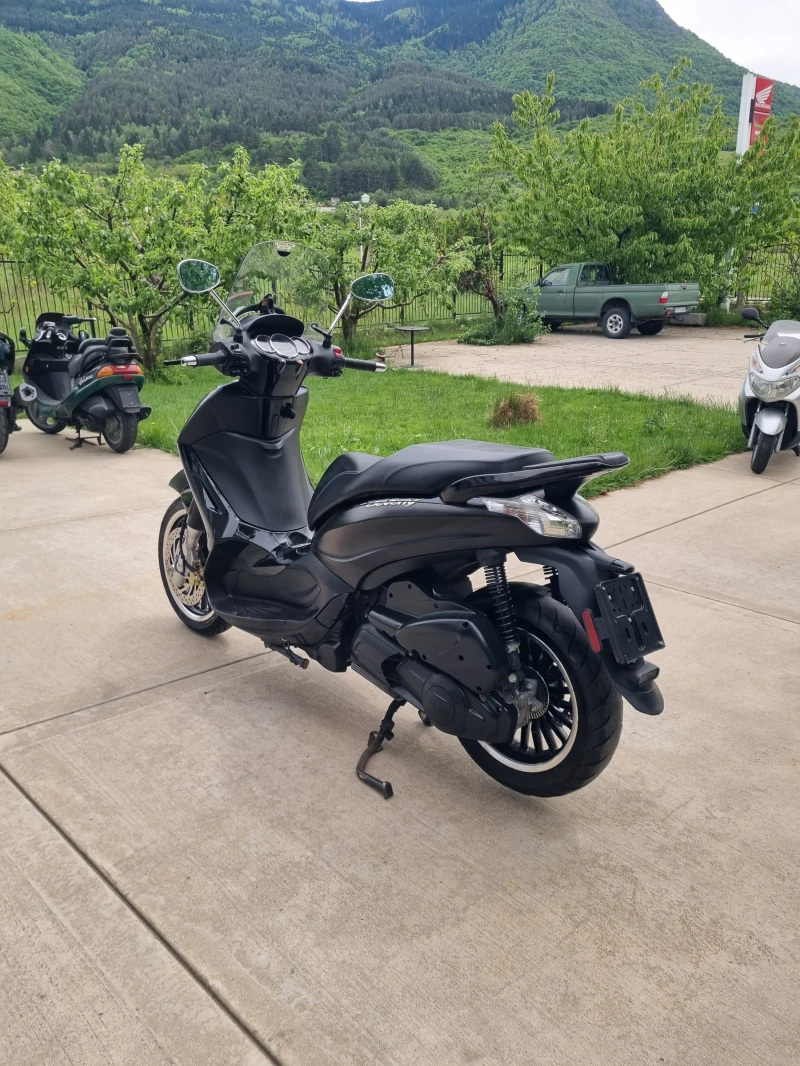 Piaggio Beverly POLICE ABS ASR , снимка 6 - Мотоциклети и мототехника - 50223342