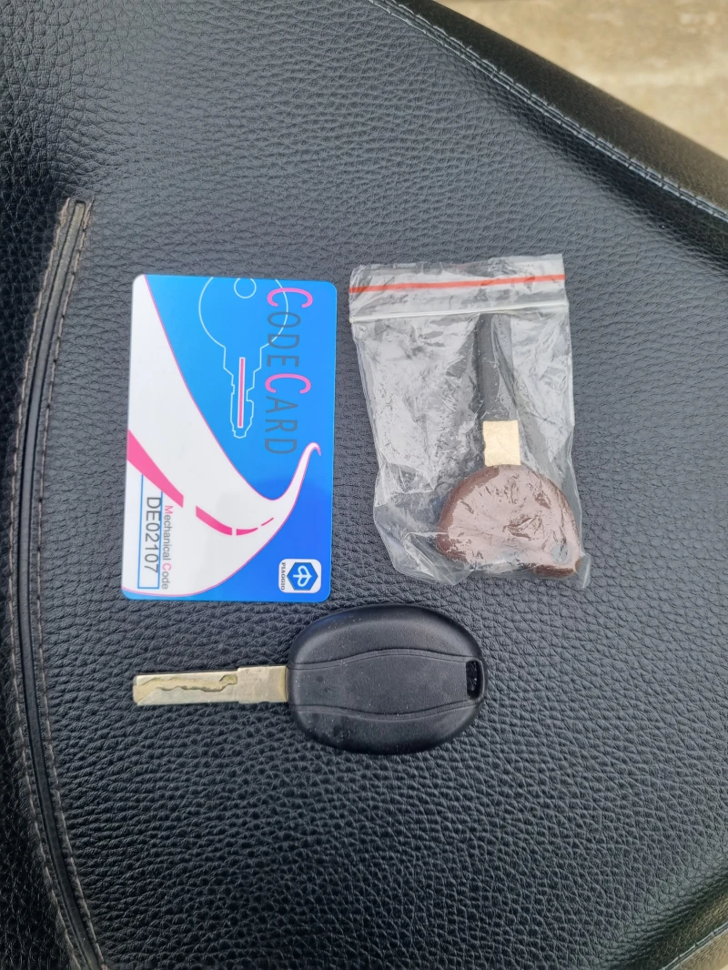 Piaggio Beverly POLICE ABS ASR , снимка 12 - Мотоциклети и мототехника - 50223342