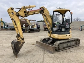 ����� �� �������� �� ����� Komatsu PC38UU-5 / ��������� ��������� / ������� ����