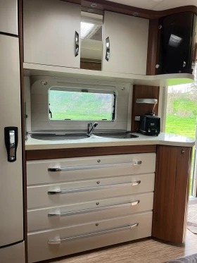 Каравана Hobby PREMIUM 720 UML, снимка 11