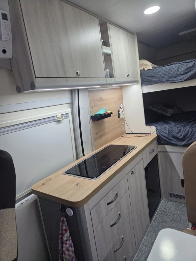 Кемпер Peugeot Boxer 3.0 hdi 145 hp Euro 5, снимка 7 - Каравани и кемпери - 51705164