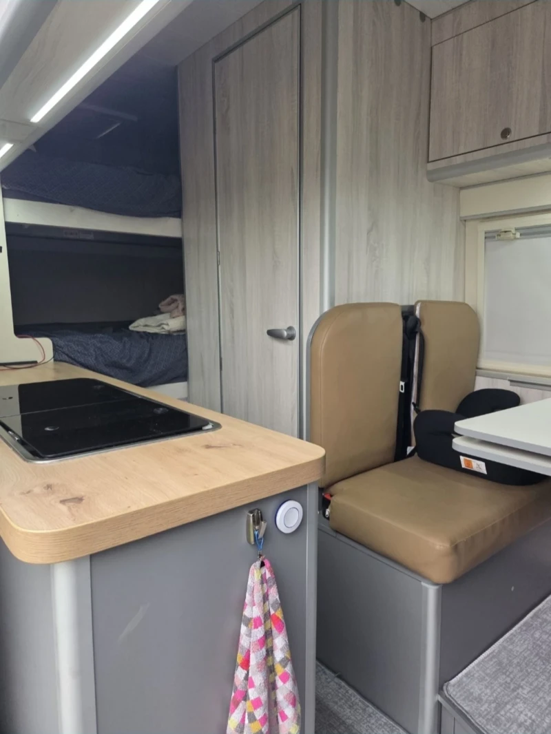 Кемпер Peugeot Boxer 3.0 hdi 145 hp Euro 5, снимка 3 - Каравани и кемпери - 51705164