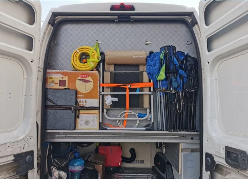 Кемпер Peugeot Boxer 3.0 hdi 145 hp Euro 5, снимка 9 - Каравани и кемпери - 51705164