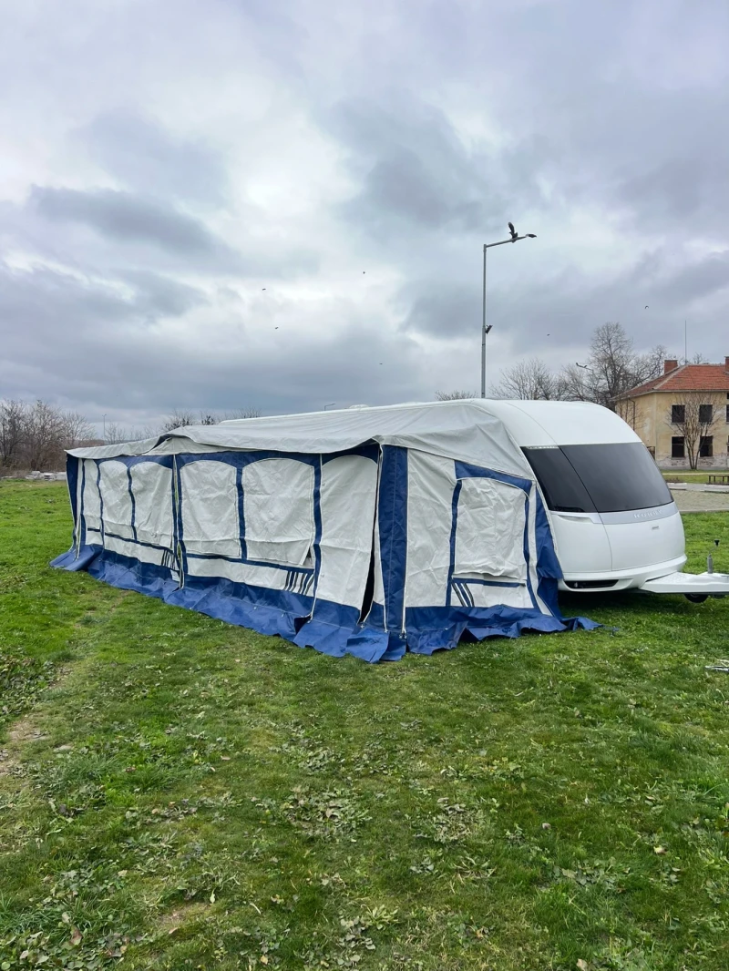 Каравана Hobby PREMIUM 720 UML, снимка 7 - Каравани и кемпери - 52879532