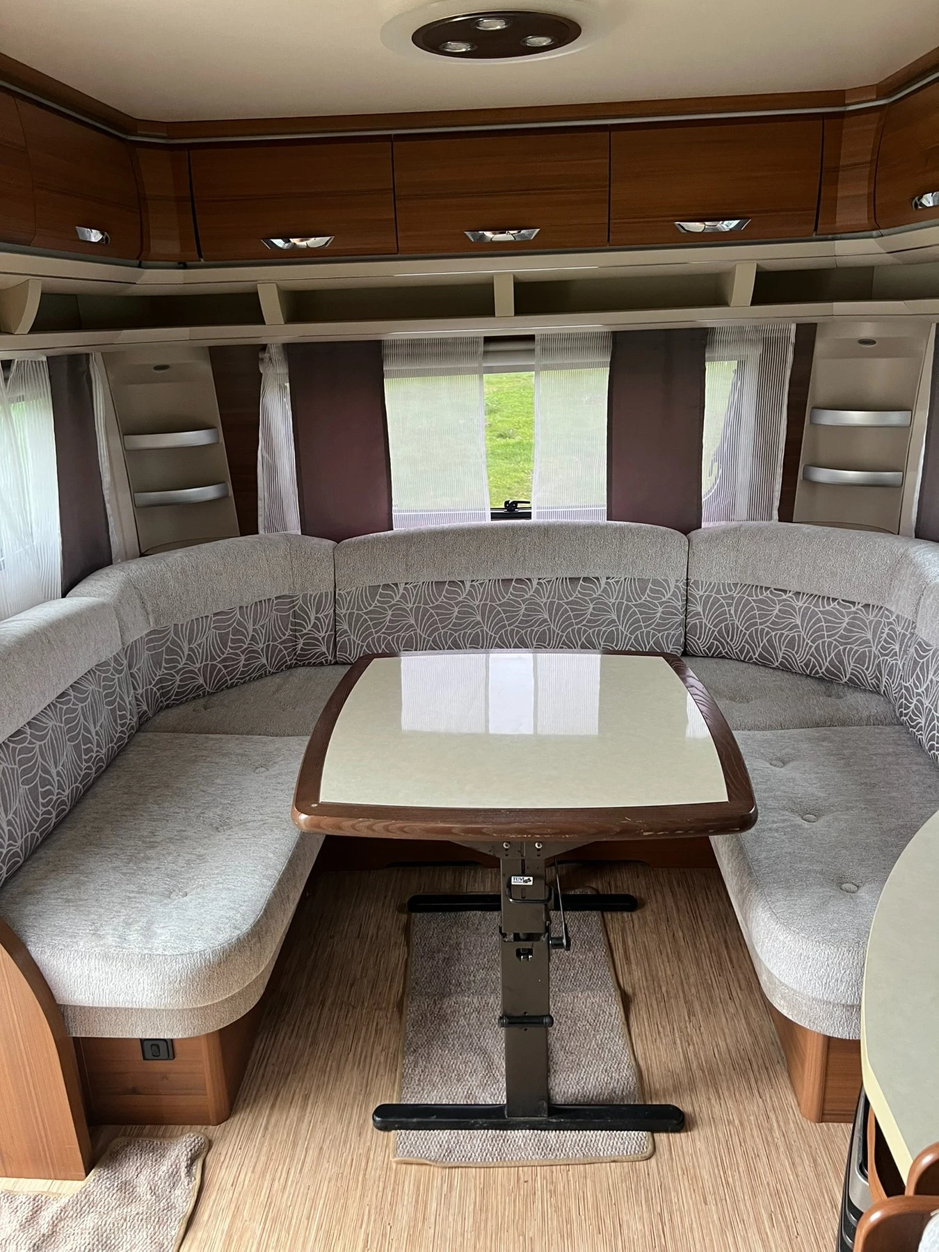 Каравана Hobby PREMIUM 720 UML - изображение 10