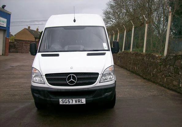 Двигател за Mercedes-Benz Sprinter 311, снимка 1 - Части - 30128889