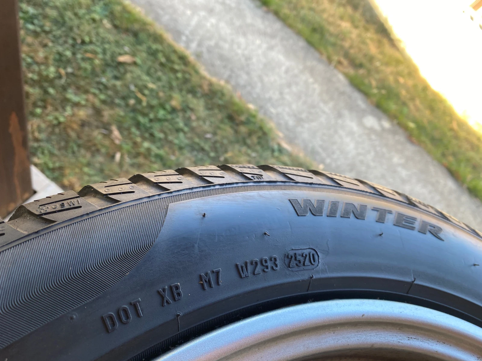 Гуми с джанти Pirelli 215/50R18, снимка 15 - Гуми и джанти - 56181197