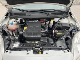 Fiat Punto 1.4I 90кс 6 СКОРОСТИ EURO 4 КЛИМАТИК, снимка 17