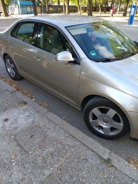 VW Jetta 2.0fsi, снимка 3