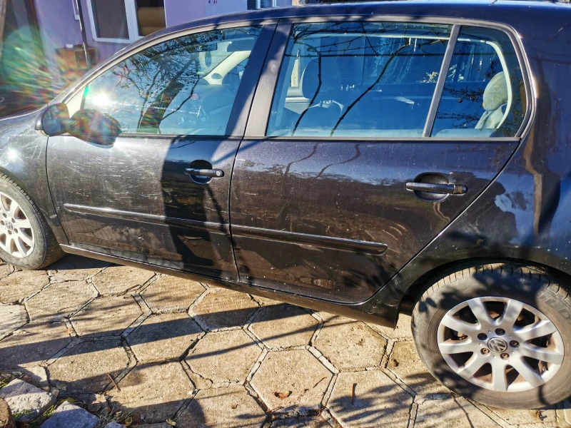 VW Golf 1.9 tdi 105, снимка 10 - Автомобили и джипове - 48100984