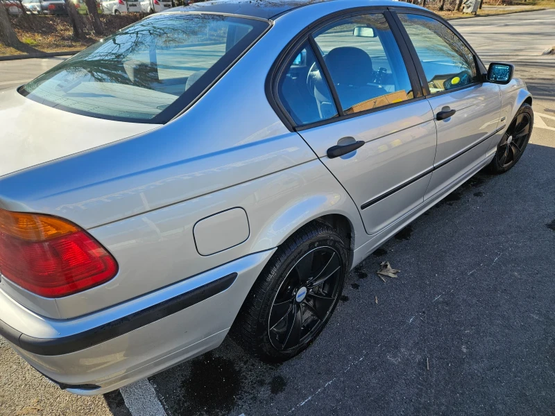 BMW 318, снимка 4 - Автомобили и джипове - 48614810