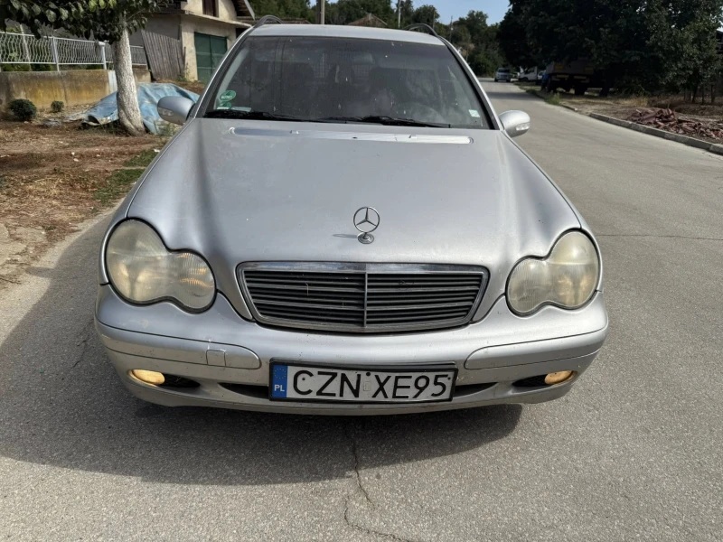 Mercedes-Benz C 220 2.2 140hp  , снимка 3 - Автомобили и джипове - 49379436