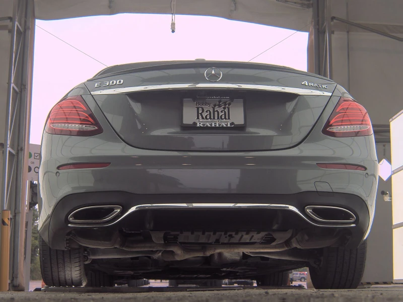 Mercedes-Benz E 300 burmester* multibeam led* Parking Assist, снимка 6 - Автомобили и джипове - 51868534