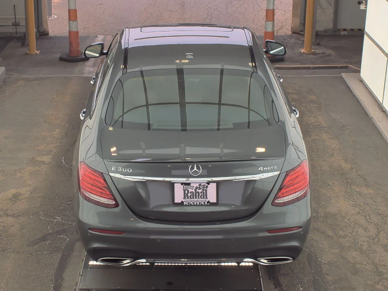 Mercedes-Benz E 300 burmester* multibeam led* Parking Assist, снимка 5 - Автомобили и джипове - 51868534