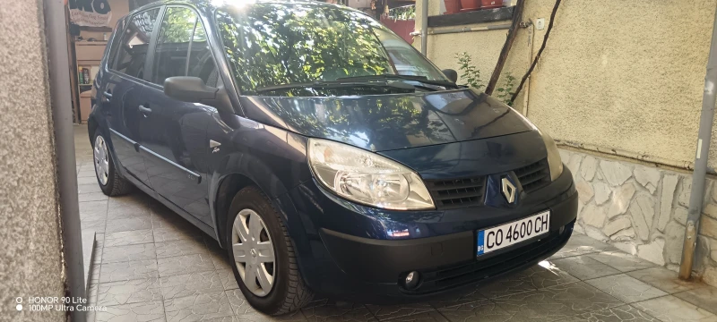 Renault Megane Scenic, снимка 4 - Автомобили и джипове - 52326999