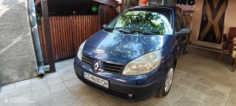 Renault Megane Scenic, снимка 2 - Автомобили и джипове - 52326999