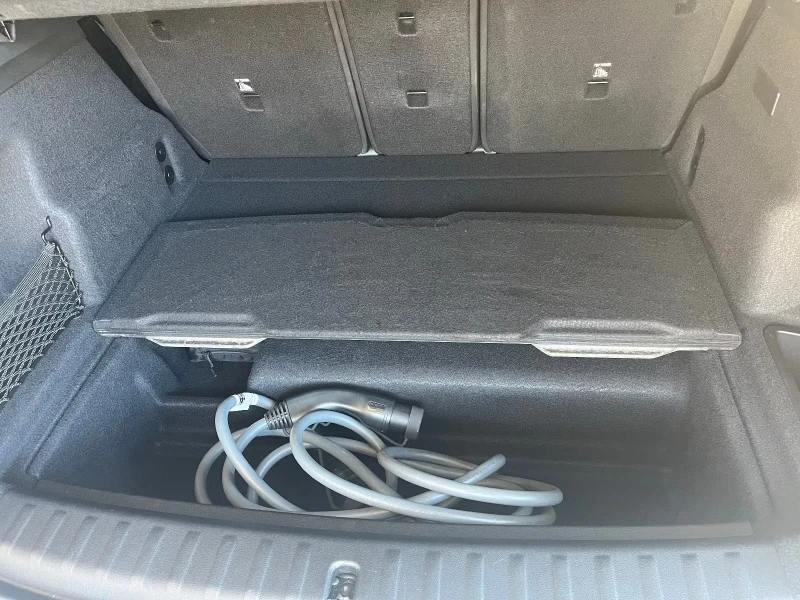 BMW iX1 eDrive20/204HP/MASSAGE/HUD/NAVI/LED/CAM/AHK/255gpr, снимка 15 - Автомобили и джипове - 51578929