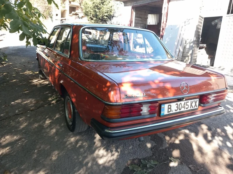 Mercedes-Benz 123 240D, снимка 15 - Автомобили и джипове - 53015957
