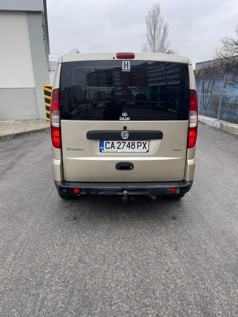 Fiat Doblo, снимка 6 - Автомобили и джипове - 52592421