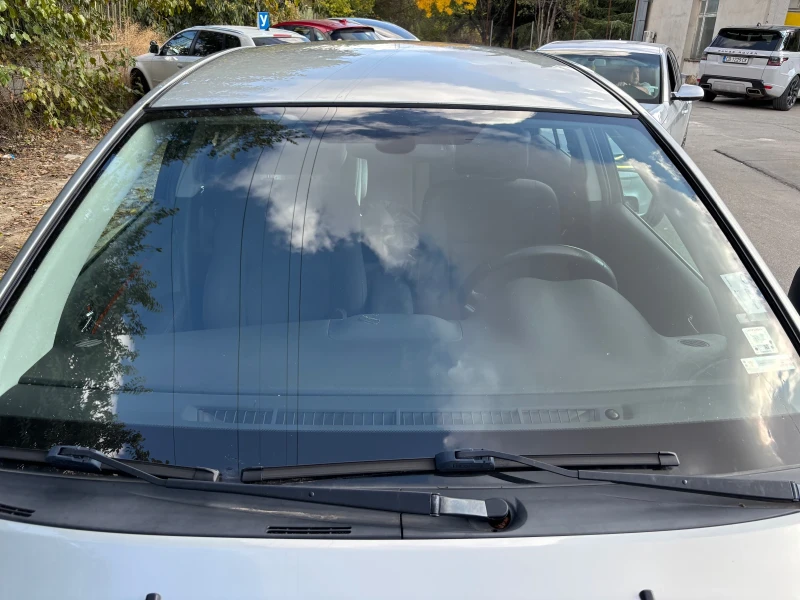 Toyota Avensis Toyota Avensis D-Cat 177hp, снимка 7 - Автомобили и джипове - 52595572