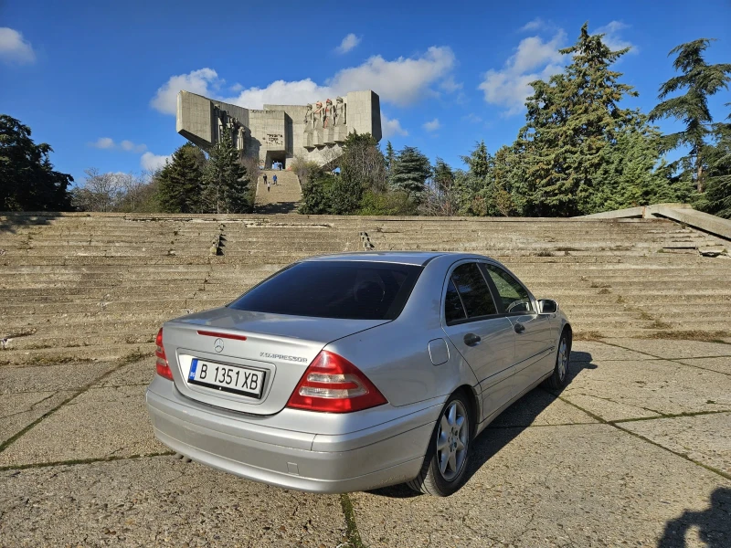 Mercedes-Benz C 200 Kompressor , снимка 6 - Автомобили и джипове - 52827560