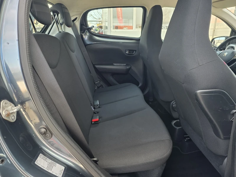 Peugeot 108 1.0 EURO6 NAVI, снимка 10 - Автомобили и джипове - 52914216