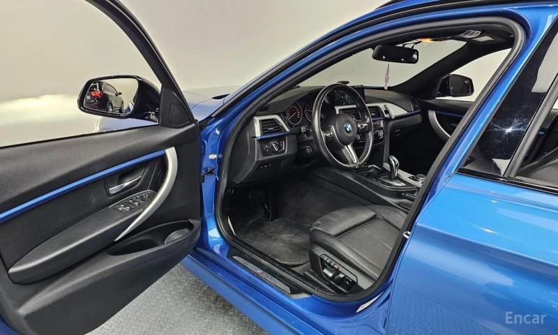 BMW 320, снимка 10 - Автомобили и джипове - 53239079