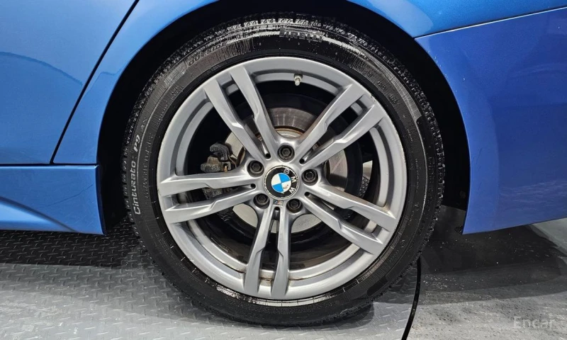 BMW 320, снимка 5 - Автомобили и джипове - 53239079