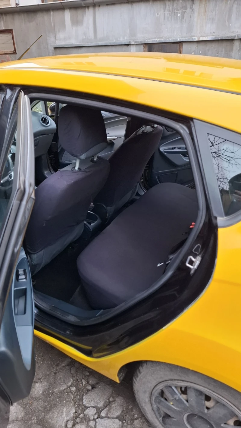 Ford Fiesta 1.25, снимка 9 - Автомобили и джипове - 53263794
