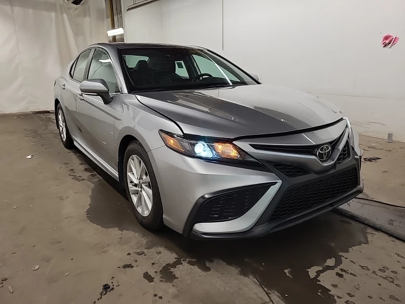 Toyota Camry * * CARFAX * * АВТО КРЕДИТ * * , снимка 3 - Автомобили и джипове - 53278117