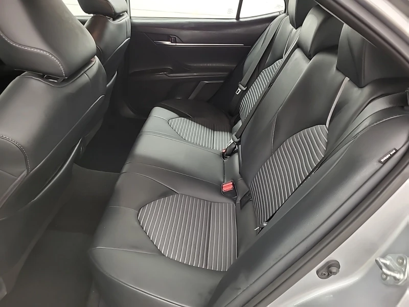 Toyota Camry * * CARFAX * * АВТО КРЕДИТ * * , снимка 13 - Автомобили и джипове - 53278117