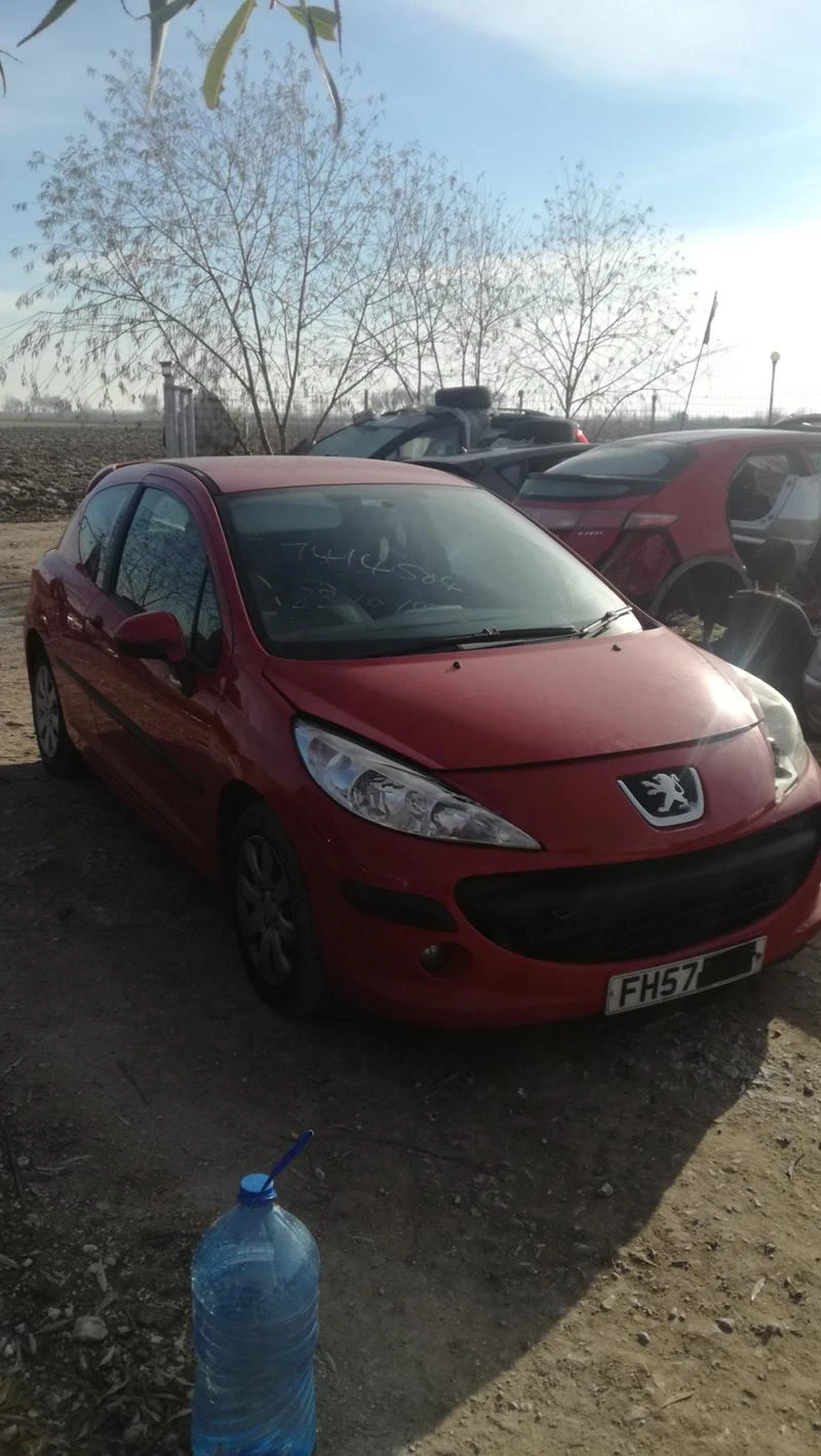 Peugeot 207 1.4 HDI, снимка 2 - Автомобили и джипове - 23719191