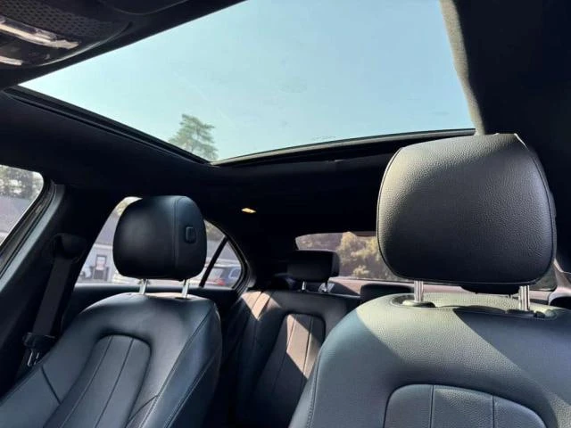 Mercedes-Benz C 300 4MATIC* CARFAX * АвтоКредит * Цена до България*  - изображение 7