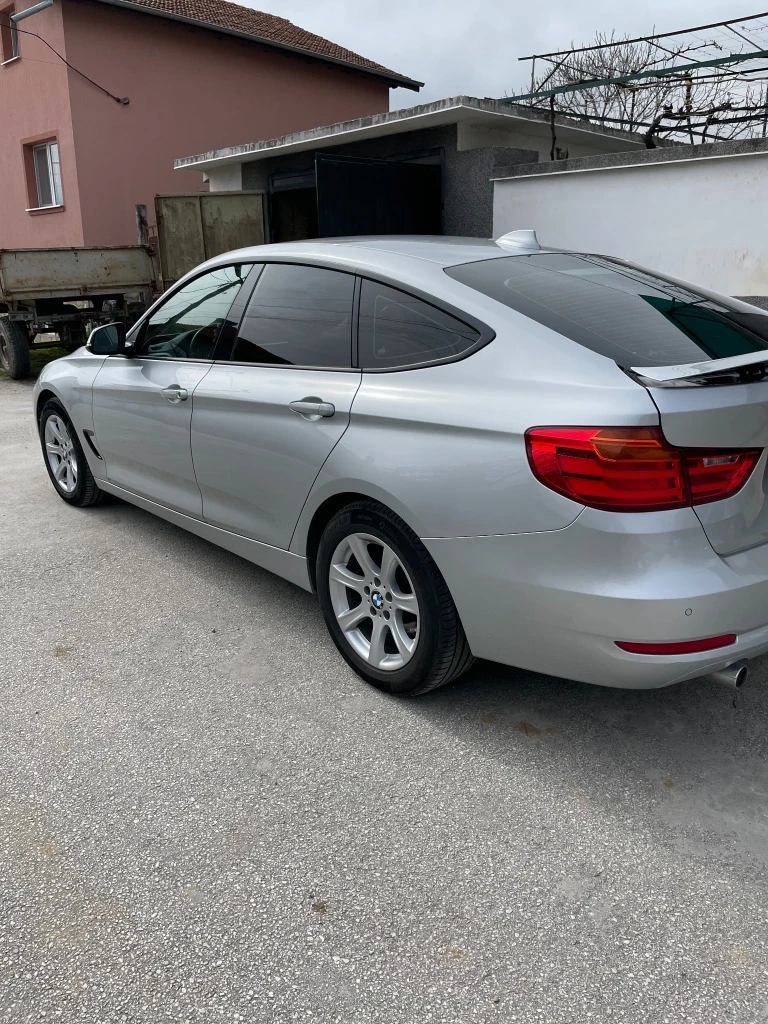 BMW 318, снимка 9 - Автомобили и джипове - 55100389