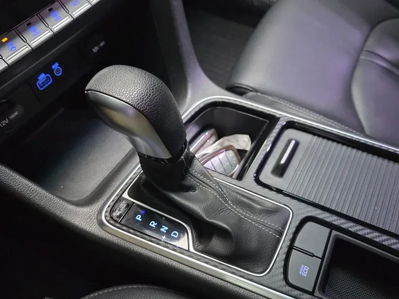 Hyundai Sonata New Rise Lpi Style, снимка 9 - Автомобили и джипове - 56069012