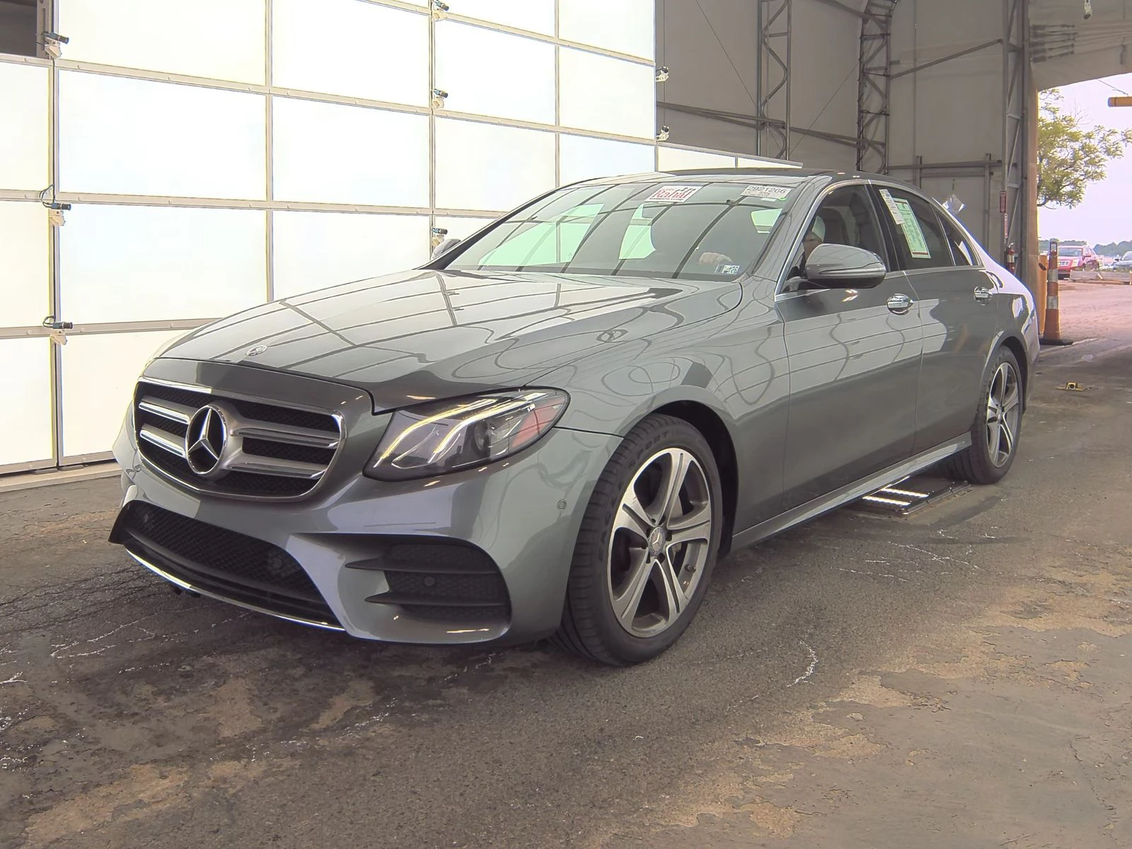 Mercedes-Benz E 300 burmester* multibeam led* Parking Assist, снимка 1