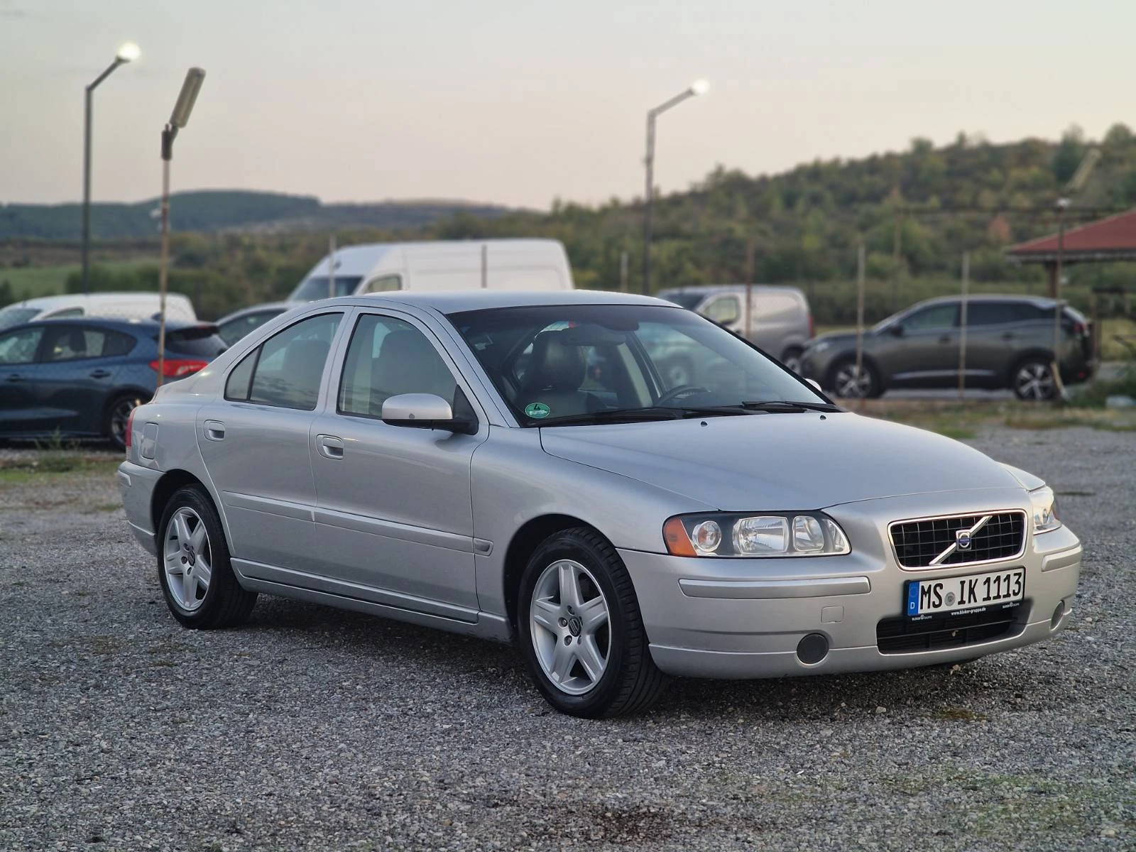 Volvo S60 2.4 - изображение 4