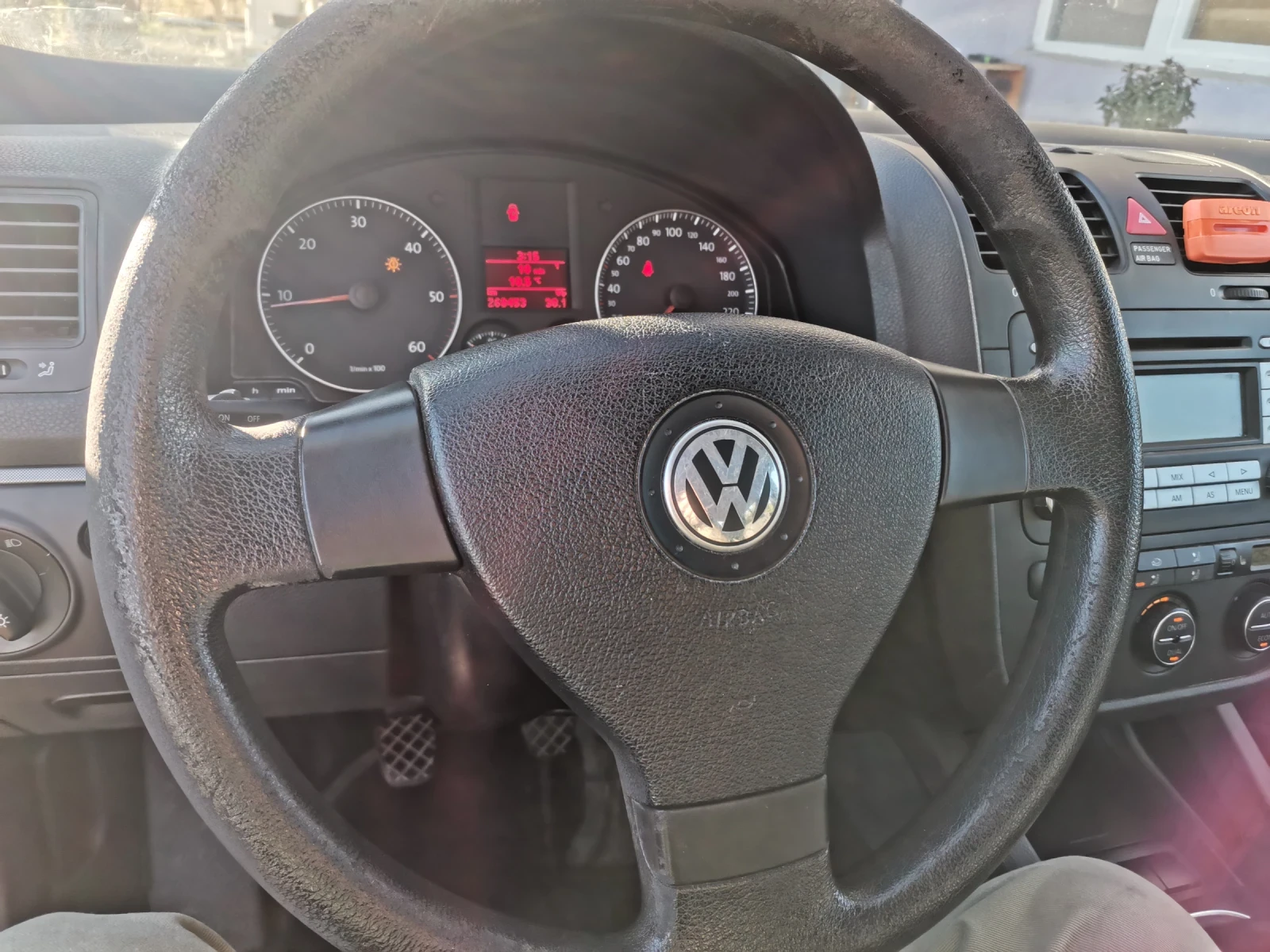 VW Golf 1.9 tdi 105 - изображение 6