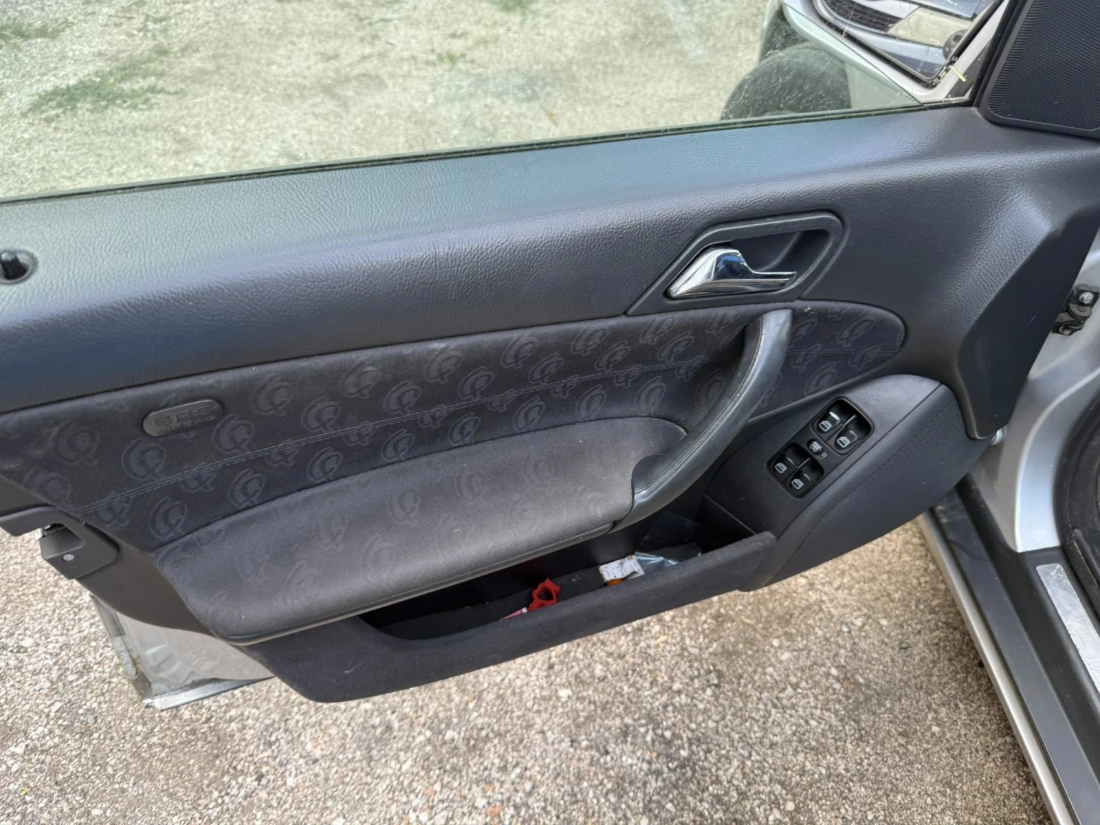 Mercedes-Benz C 220 2.2 140hp   | Mobile.bg   15