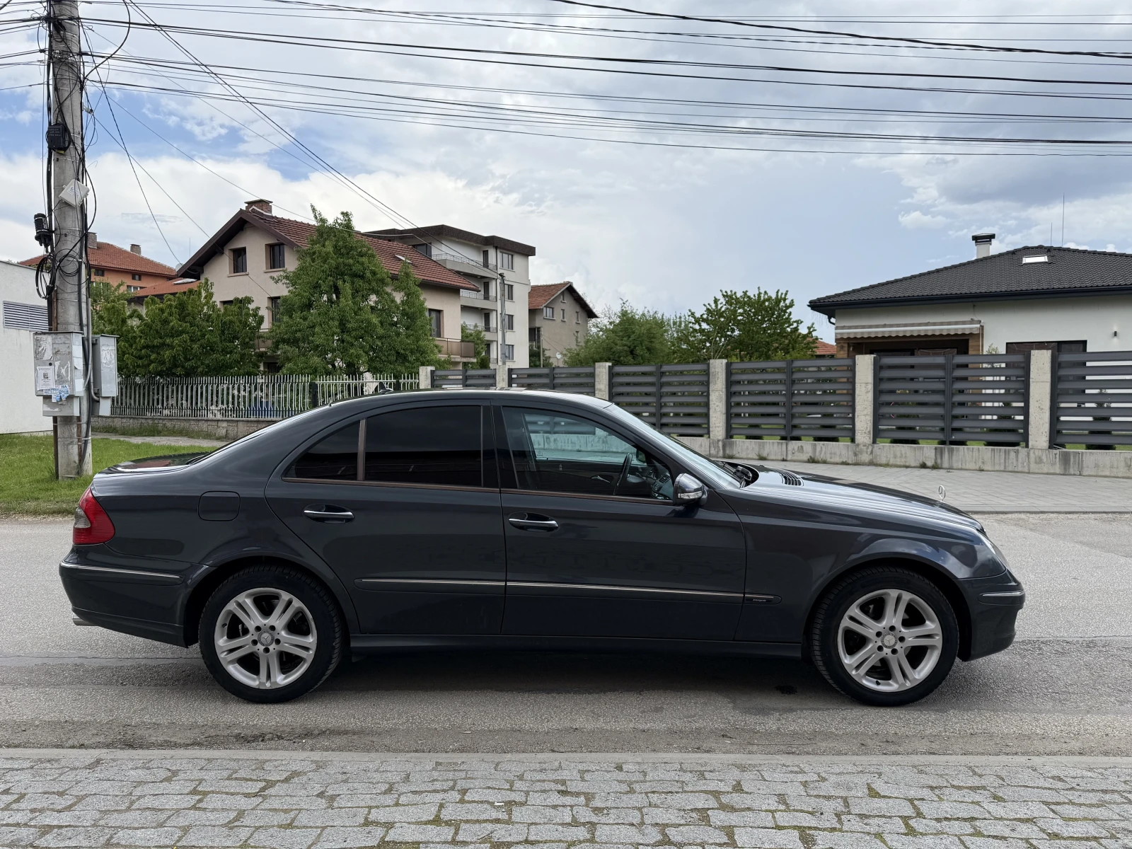 Mercedes-Benz E 320 EVO//-FACELIFT-3.2CDI-AVTOMAT-4X4 - изображение 4