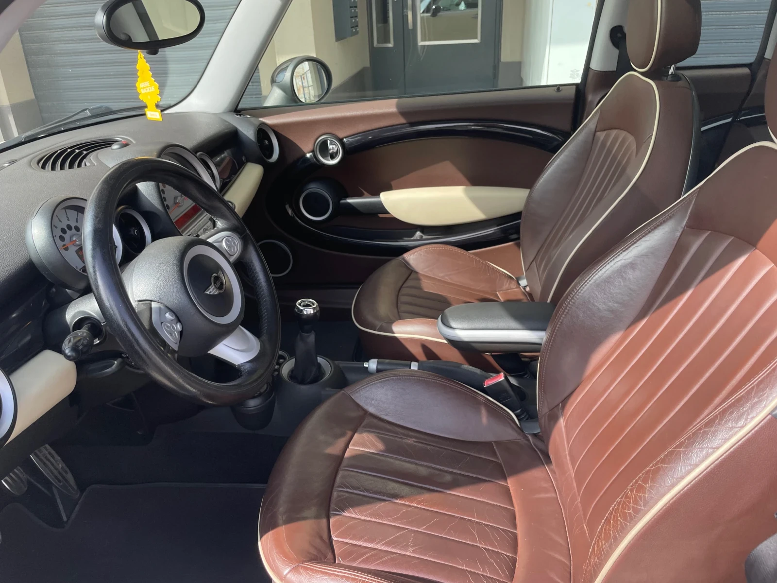 Mini Cooper s Clubman/1.6/ПАНОРАМА - изображение 9