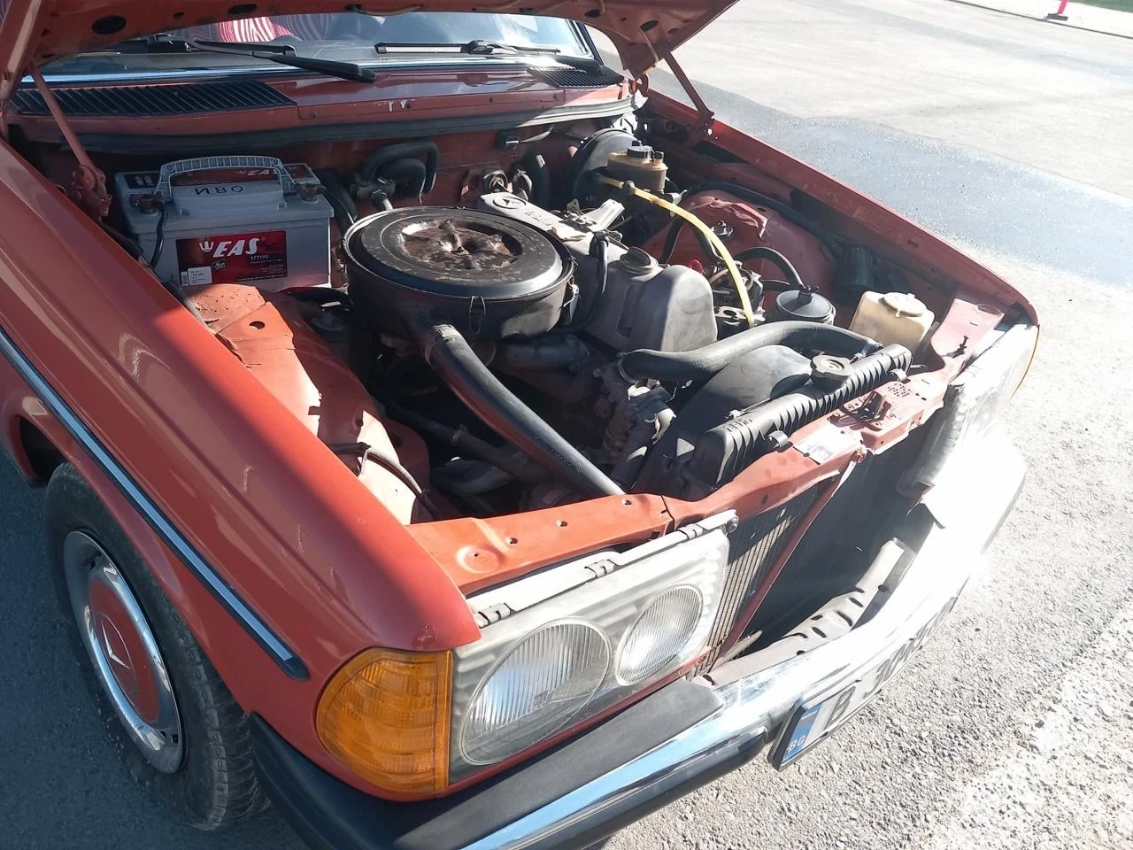 Mercedes-Benz 123 240D - изображение 4