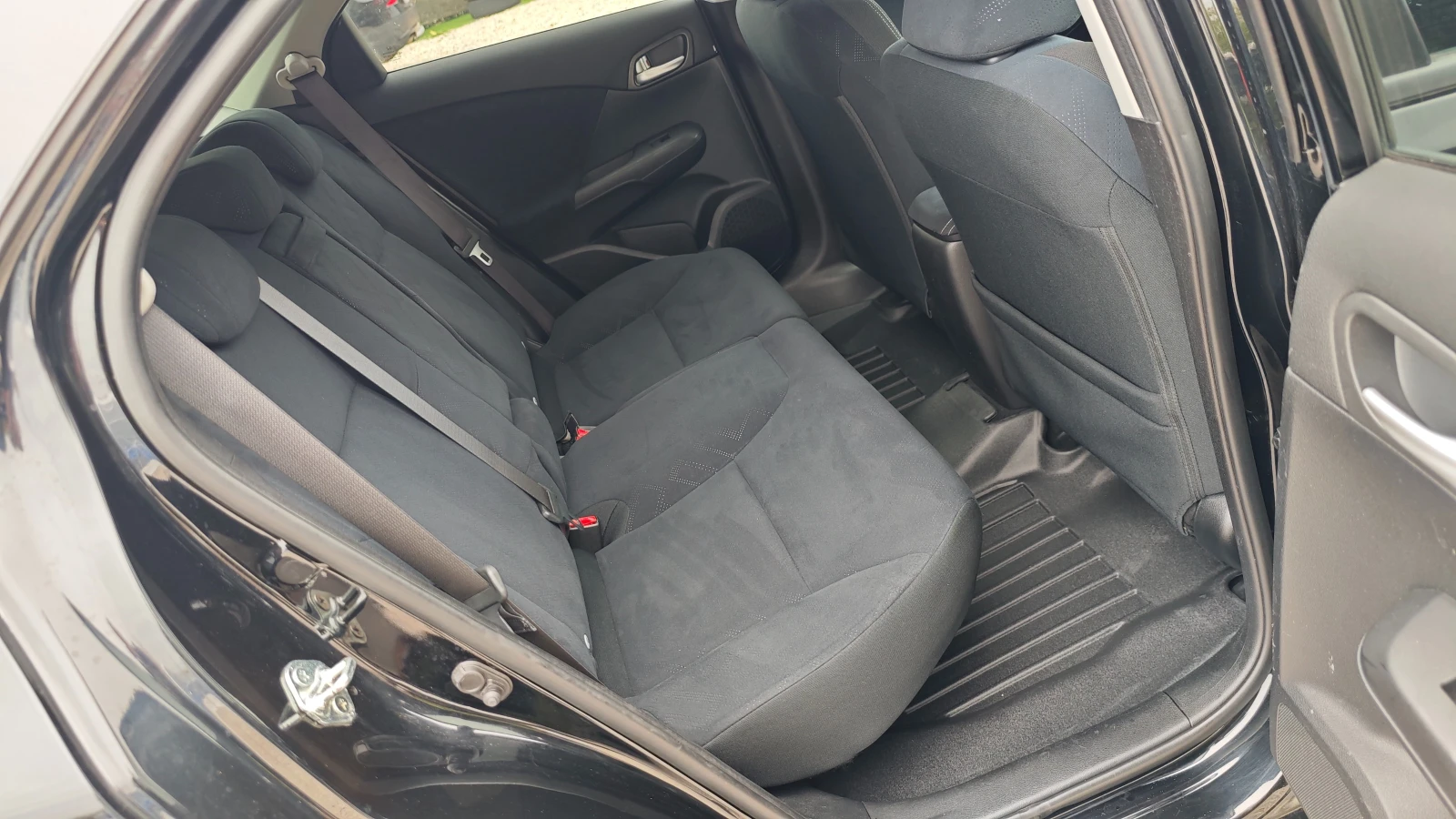 Honda Civic  10..2025 | Mobile.bg   15