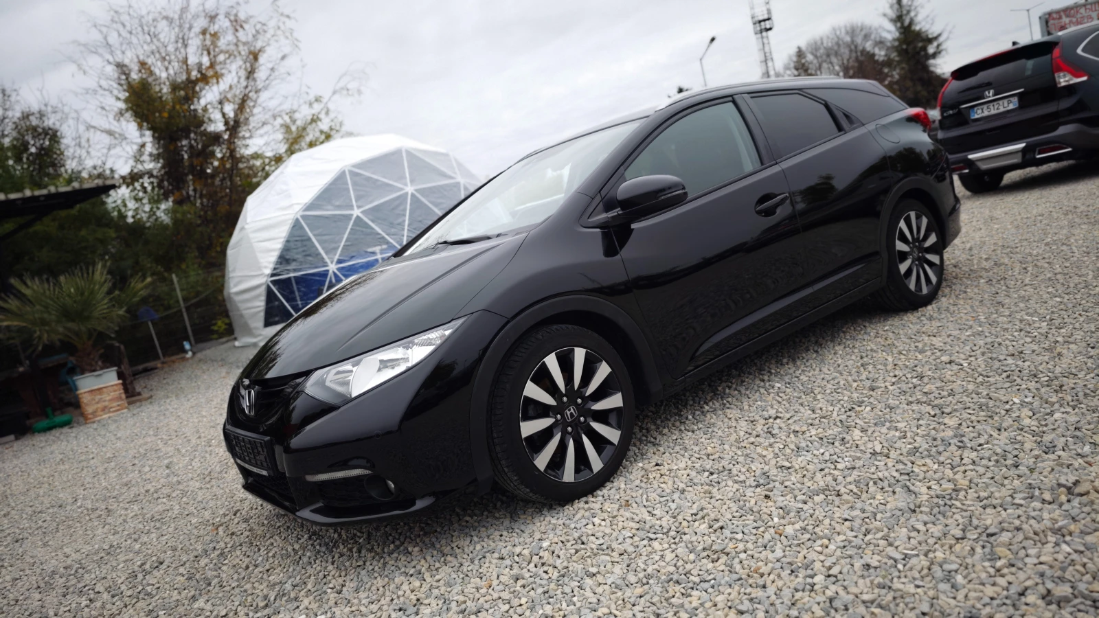 Honda Civic ПРОДАДЕНА 10.НОЕМВРИ.2025г - изображение 3